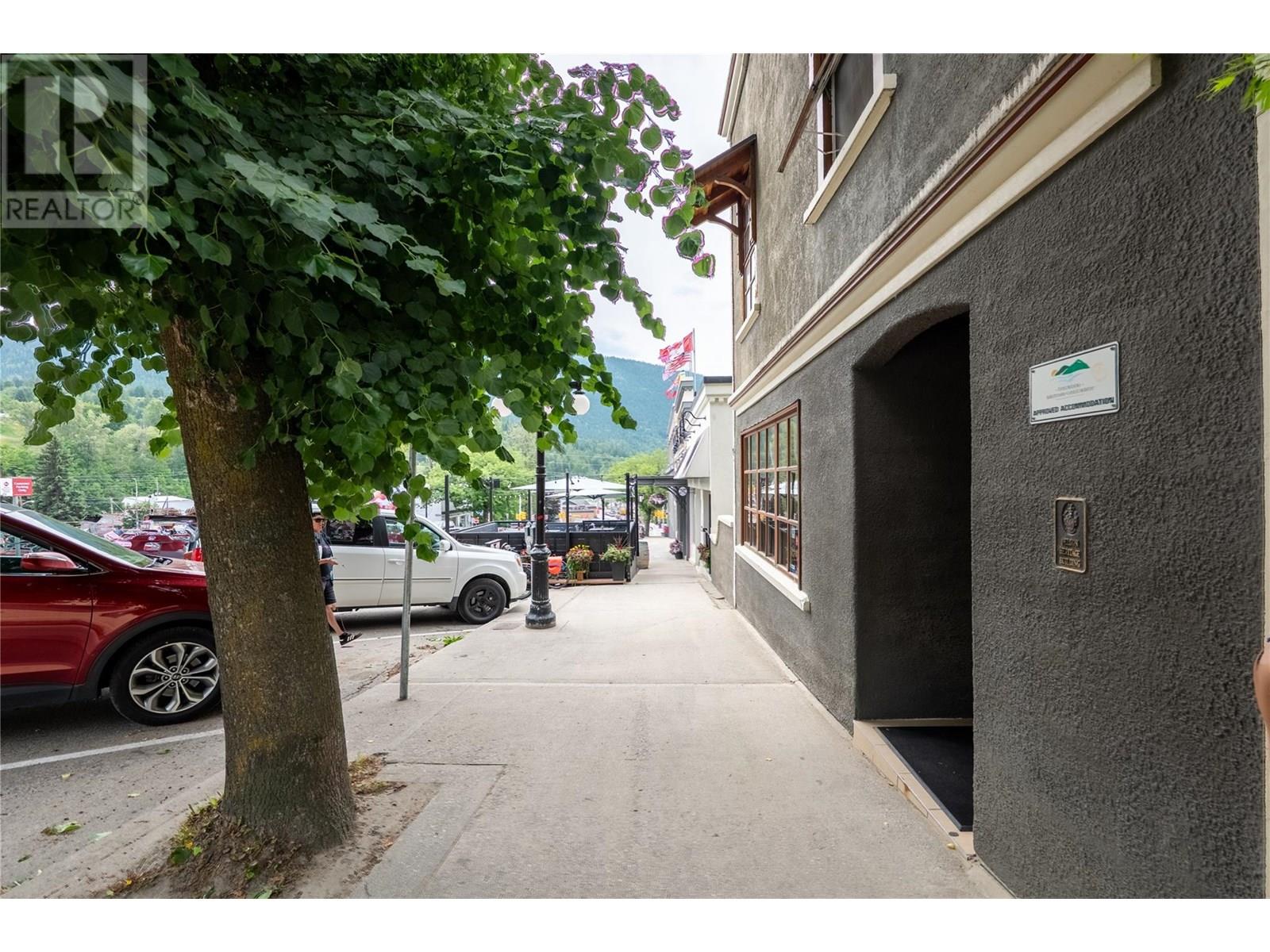 Photo 54 of 171 Baker Street, Nelson BC