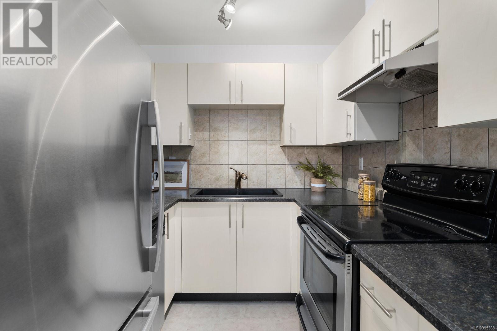Single Family House for Sale in   Quadra St Victoria 