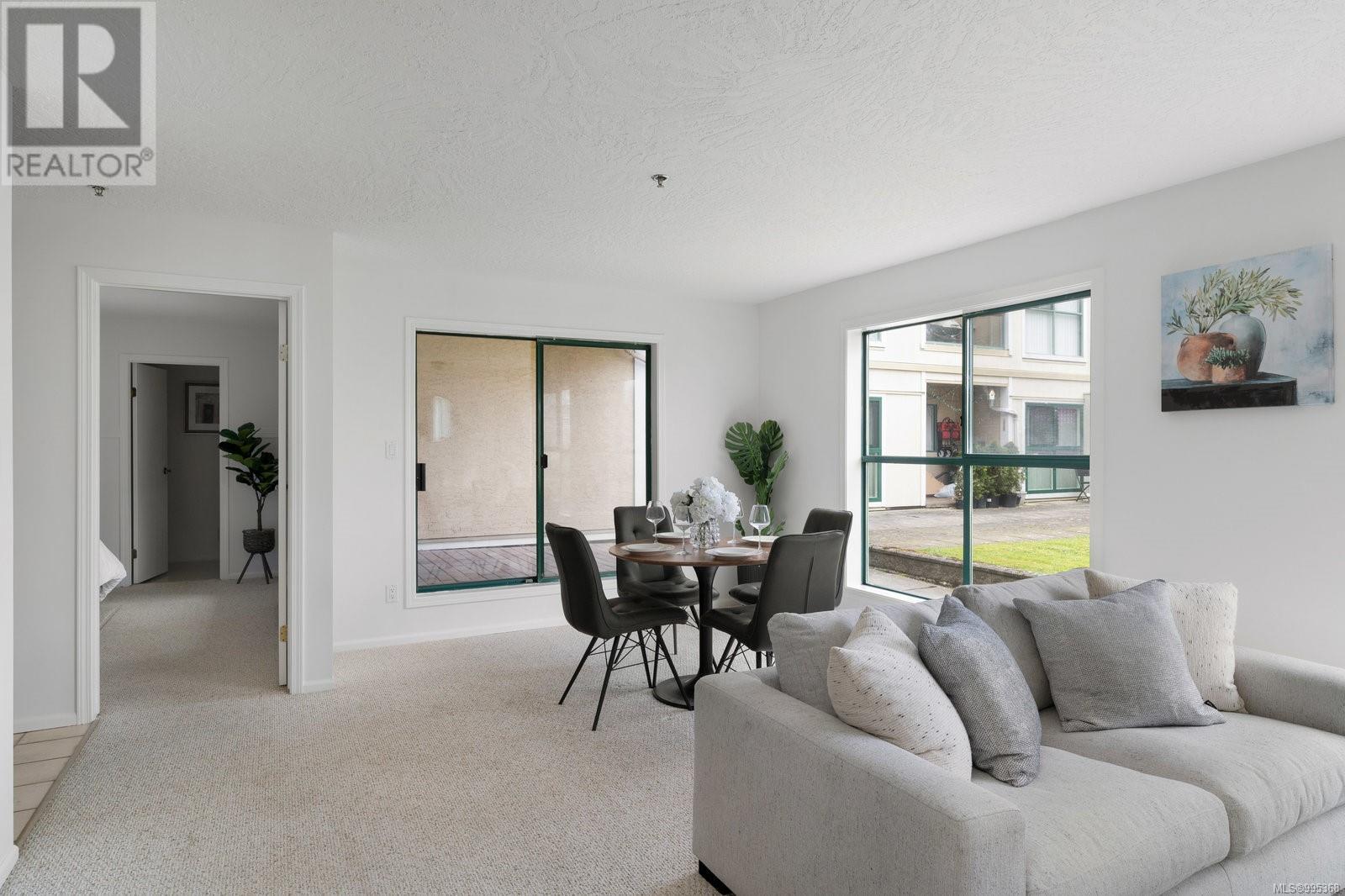 Single Family House for Sale in   Quadra St Victoria 