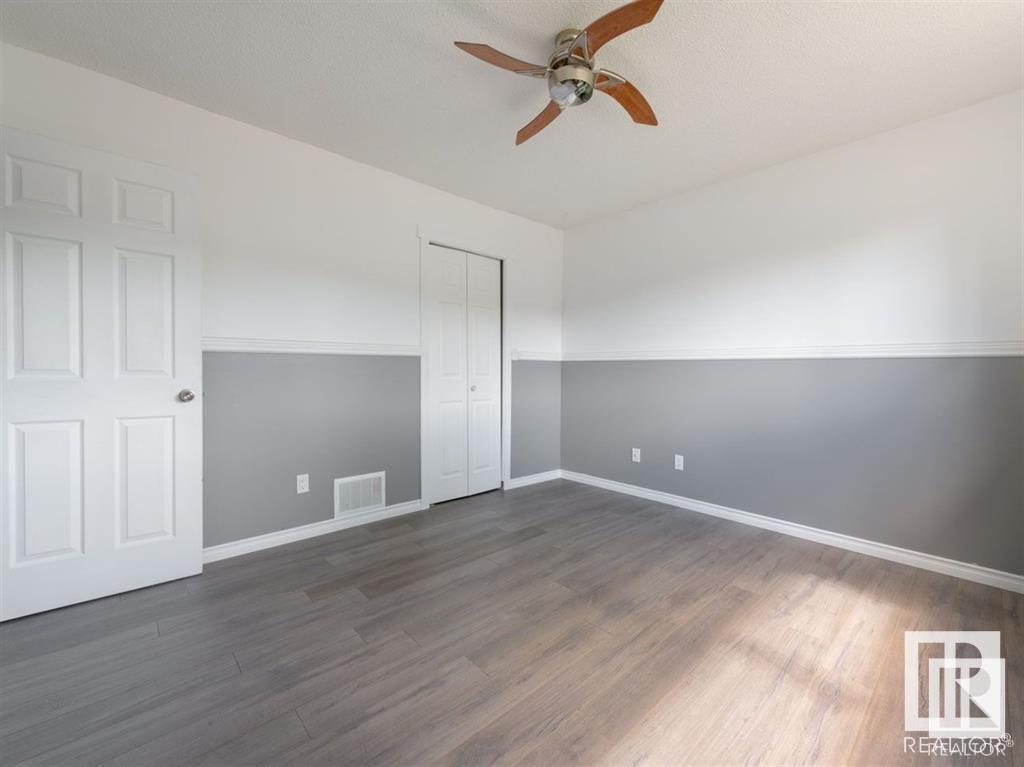 Photo 12 of 6423 180 Street Nw Nw, Edmonton AB