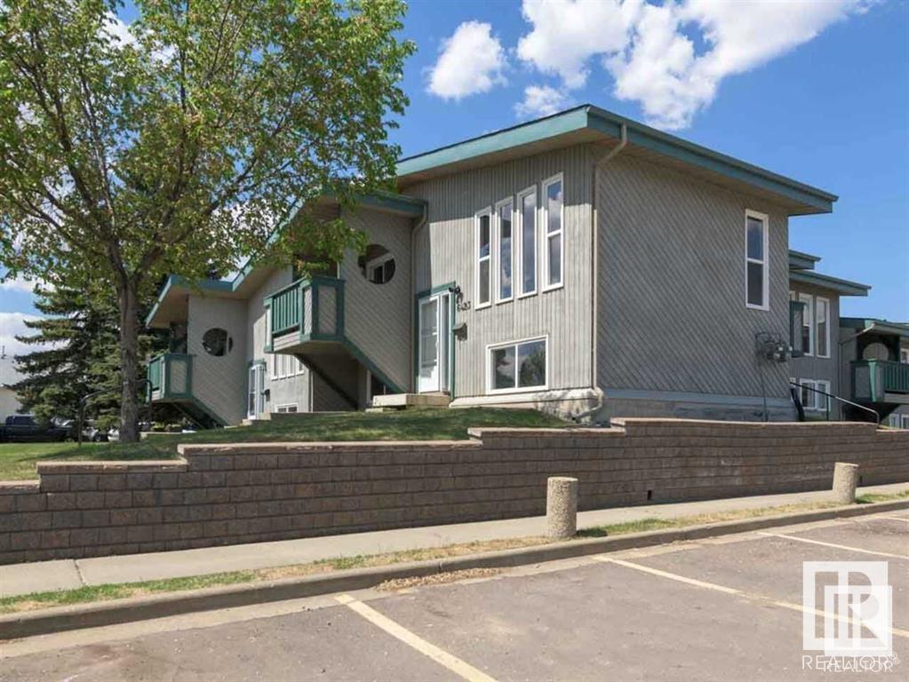 Photo 18 of 6423 180 Street Nw Nw, Edmonton AB