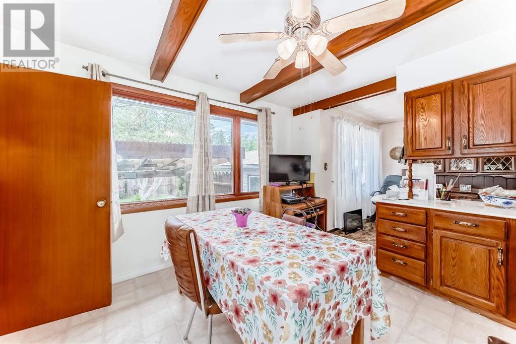 Single Family House Bungalow for Sale in  HOLDEN Road SW Haysboro Calgary 