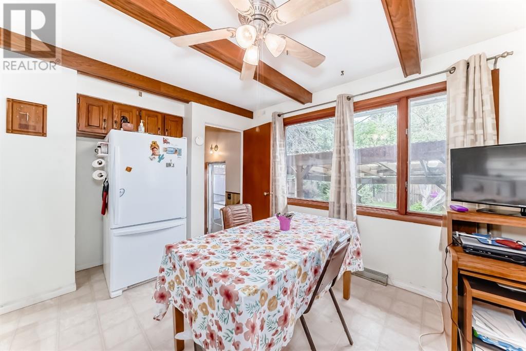 Single Family House Bungalow for Sale in  HOLDEN Road SW Haysboro Calgary 