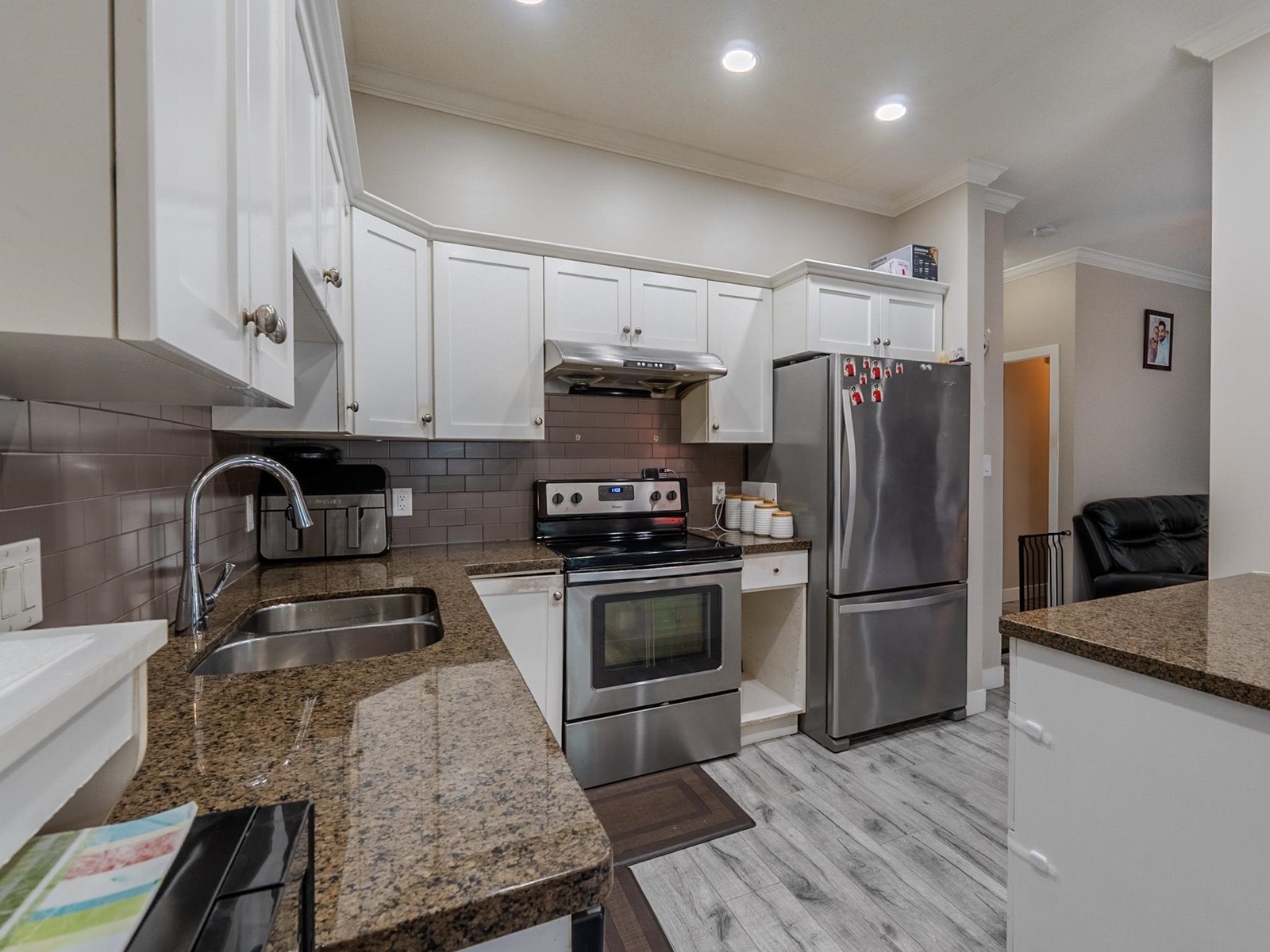 Photo 9 of 25 31235 Upper Maclure Road, Abbotsford BC