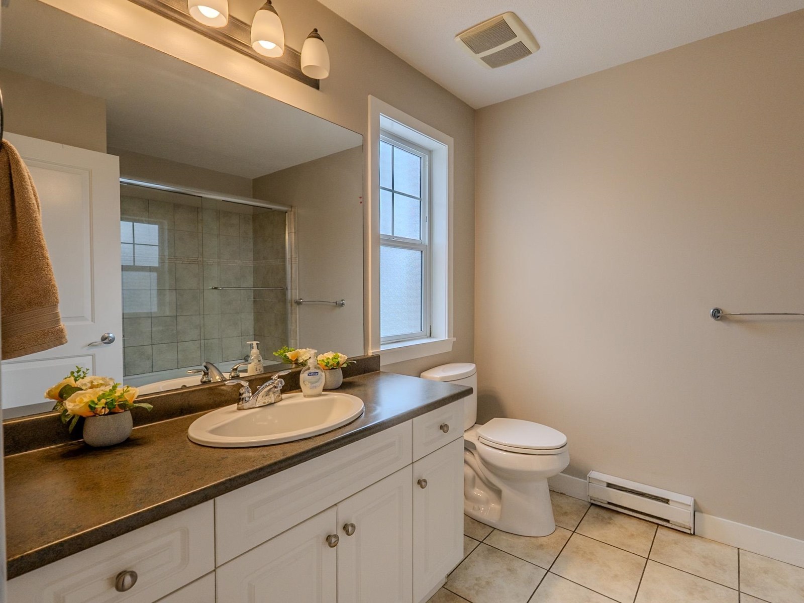 Photo 15 of 25 31235 Upper Maclure Road, Abbotsford BC