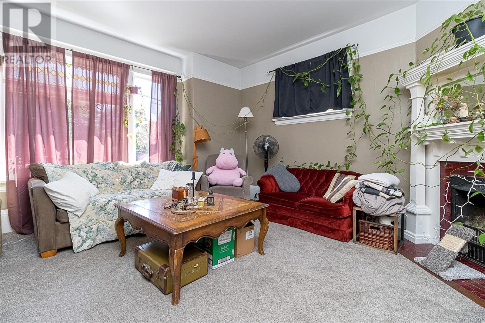 Photo 2 of 1334 Johnson St, Victoria BC