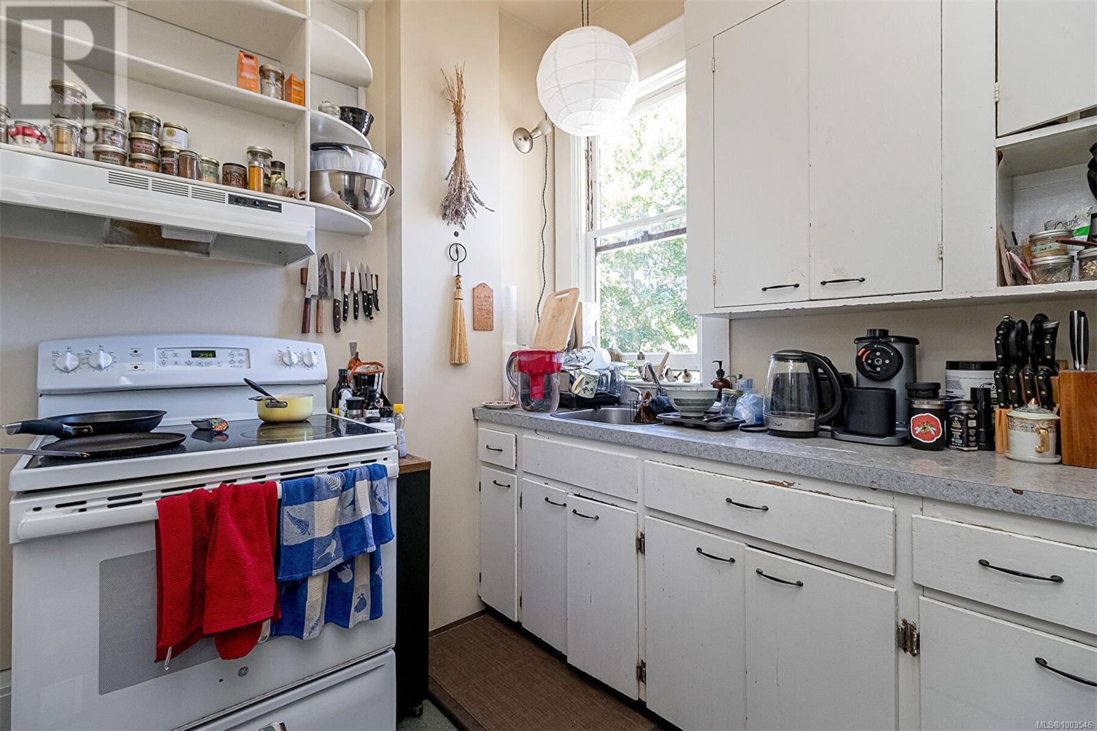 Photo 30 of 1334 Johnson St, Victoria BC