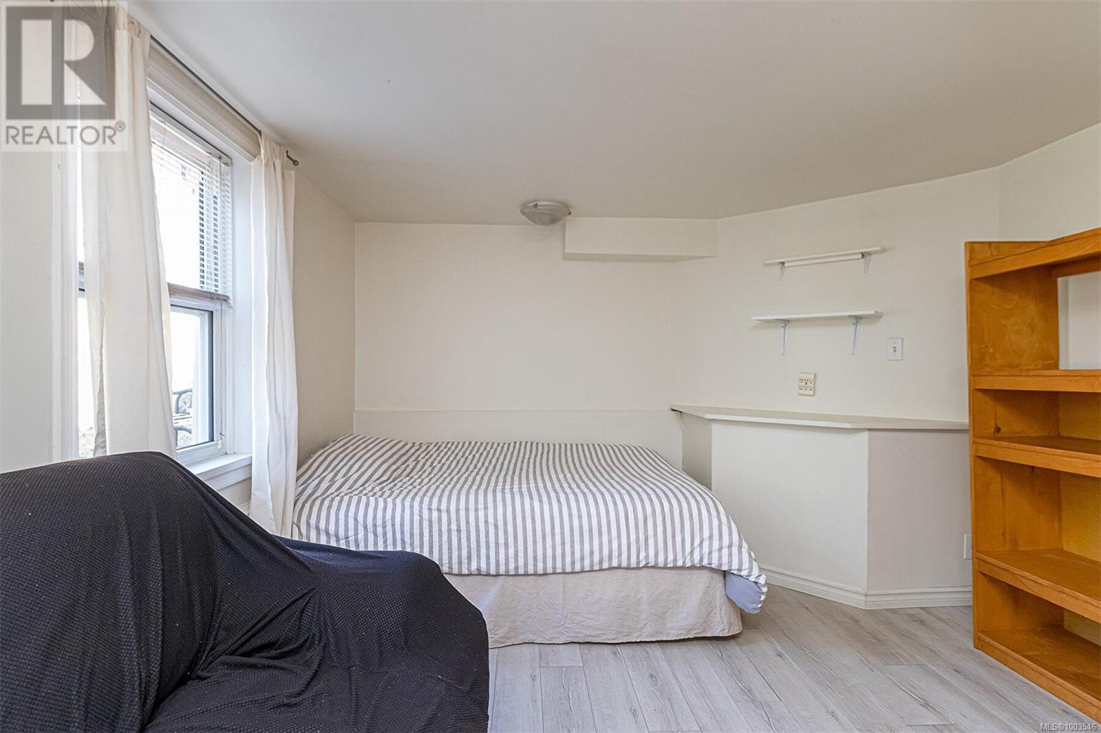 Photo 33 of 1334 Johnson St, Victoria BC