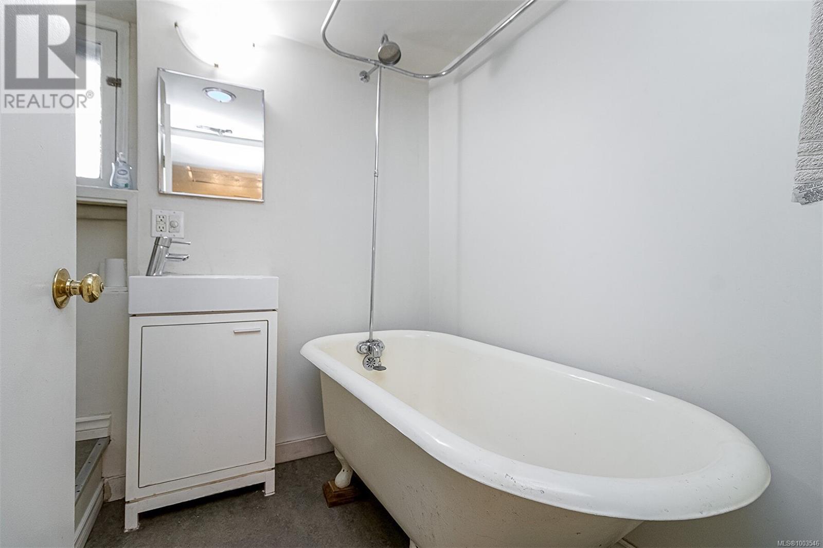 Photo 34 of 1334 Johnson St, Victoria BC