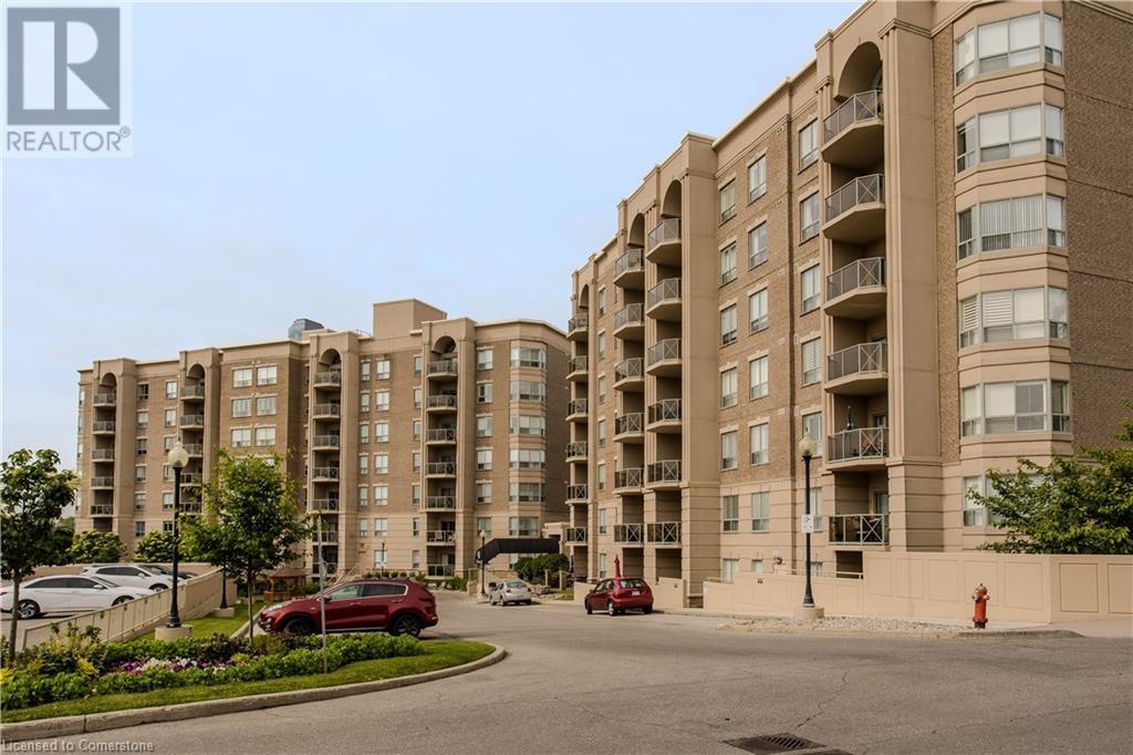 Photo 2 of 2085 Amherst Heights Drive Unit 401, Burlington ON