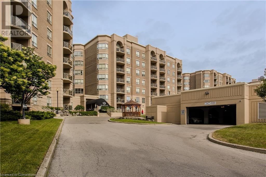 Photo 39 of 2085 Amherst Heights Drive Unit 401, Burlington ON