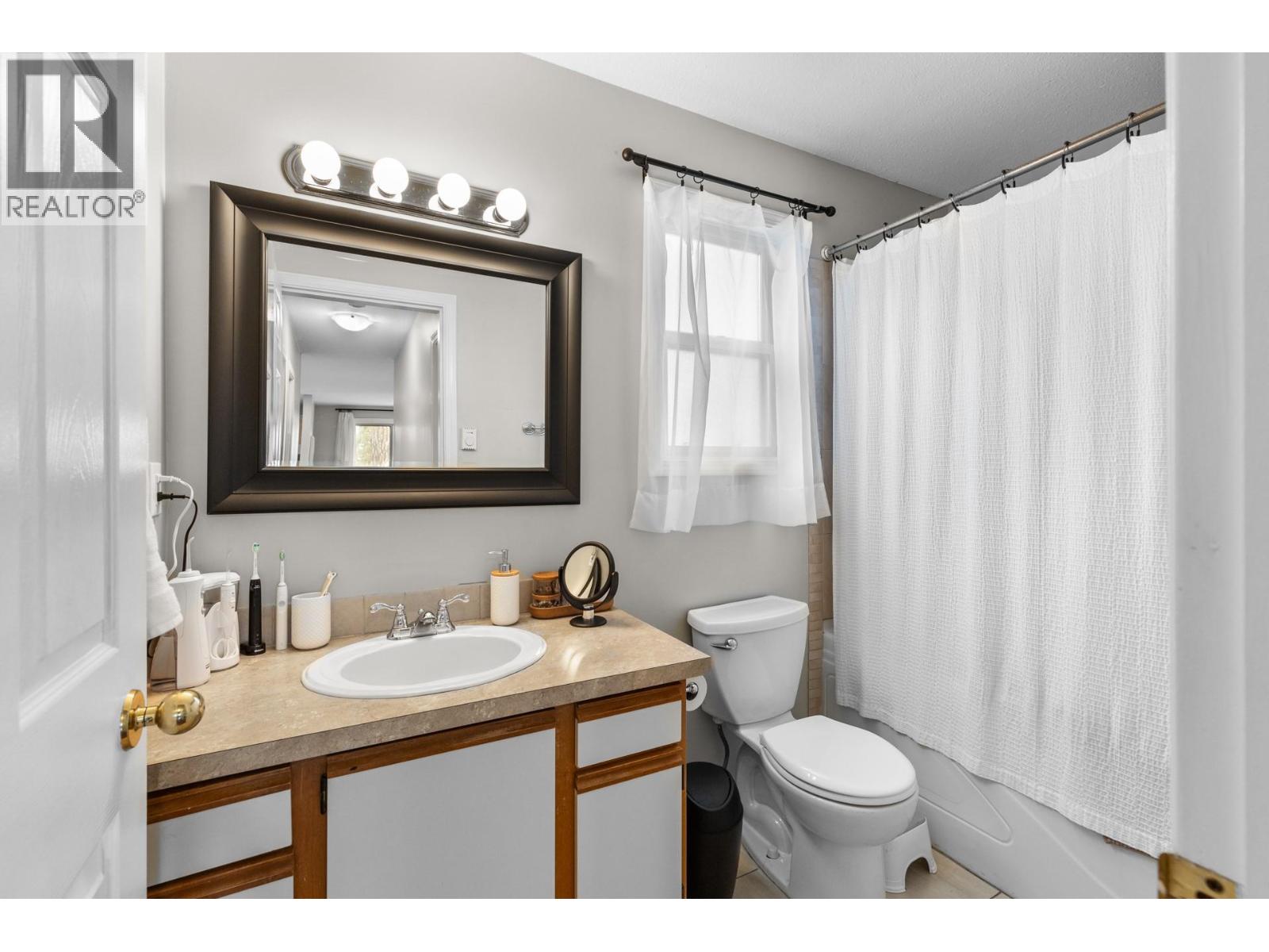  3060 Gulley Road, Kelowna