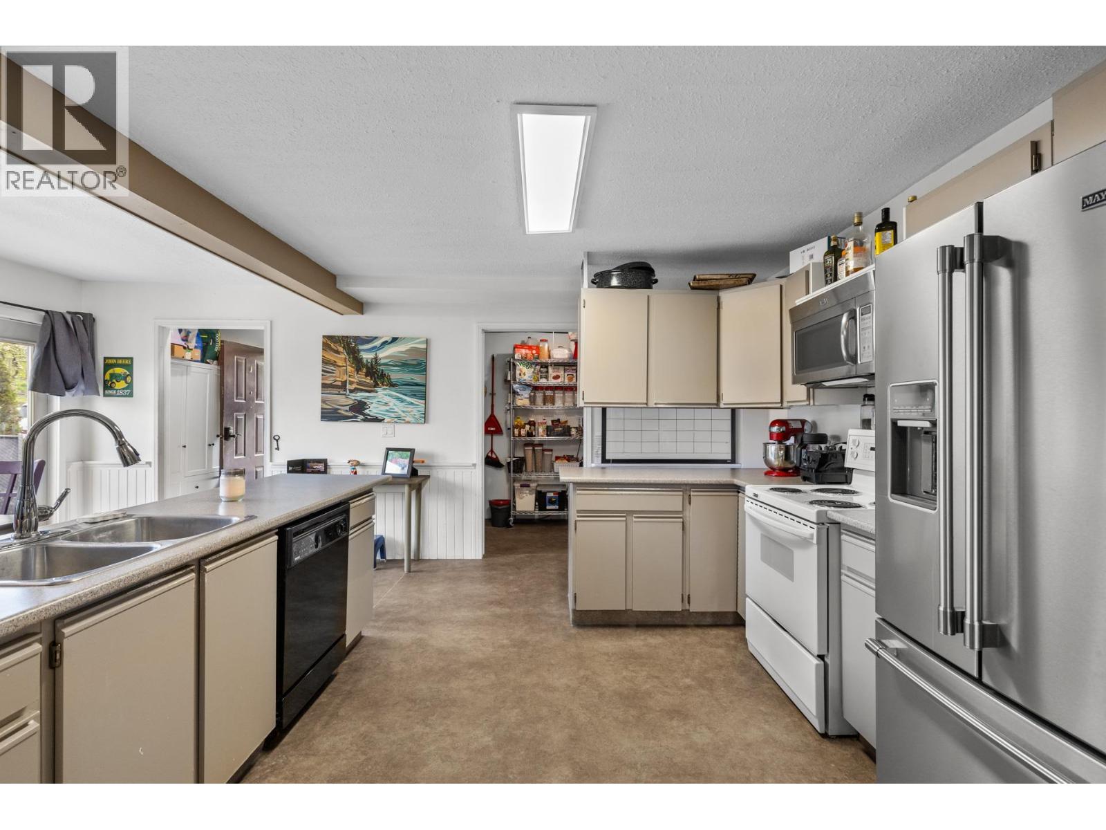  3060 Gulley Road, Kelowna