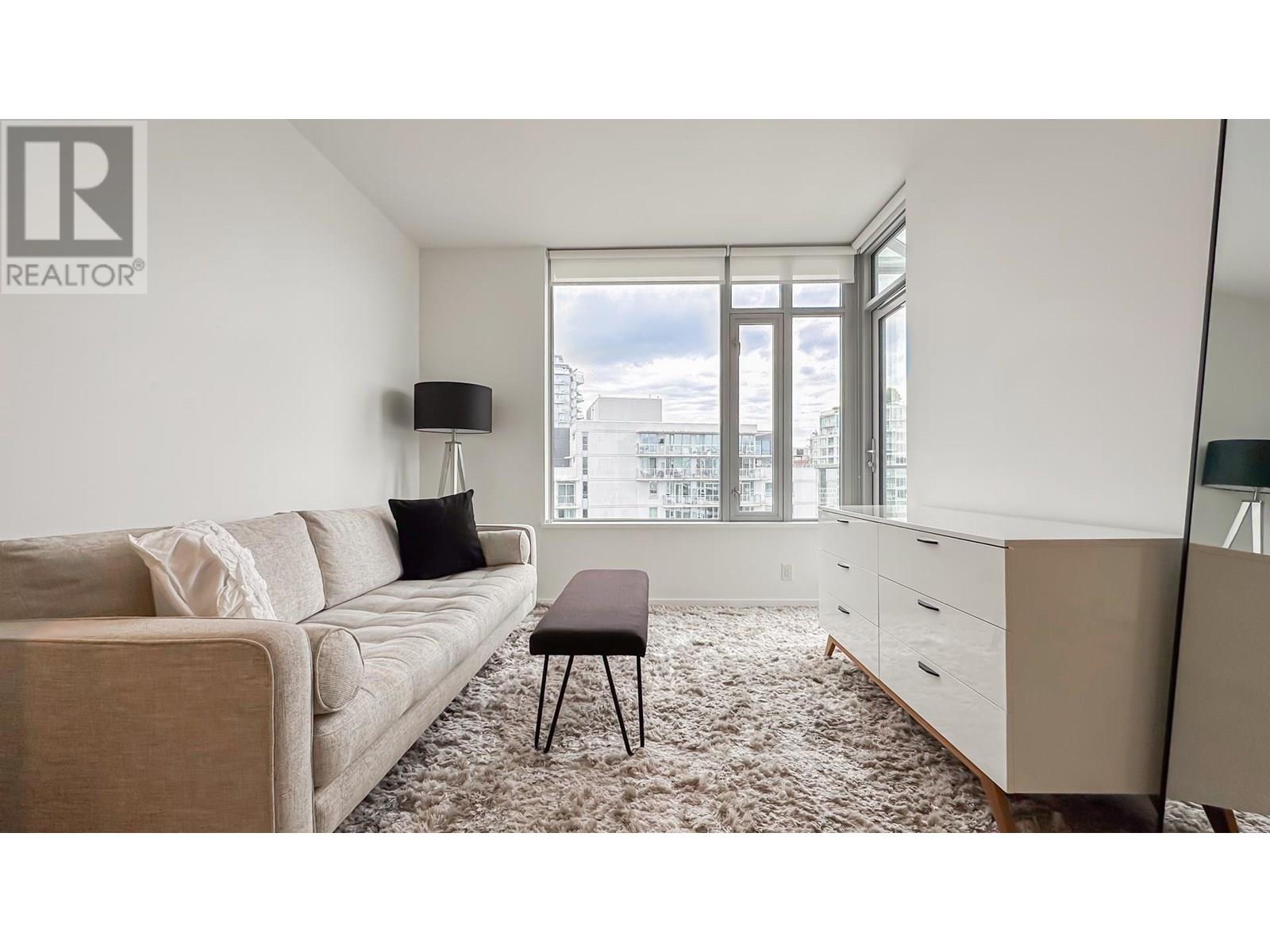 Photo 2 of 1406 1661 Quebec Street, Vancouver BC
