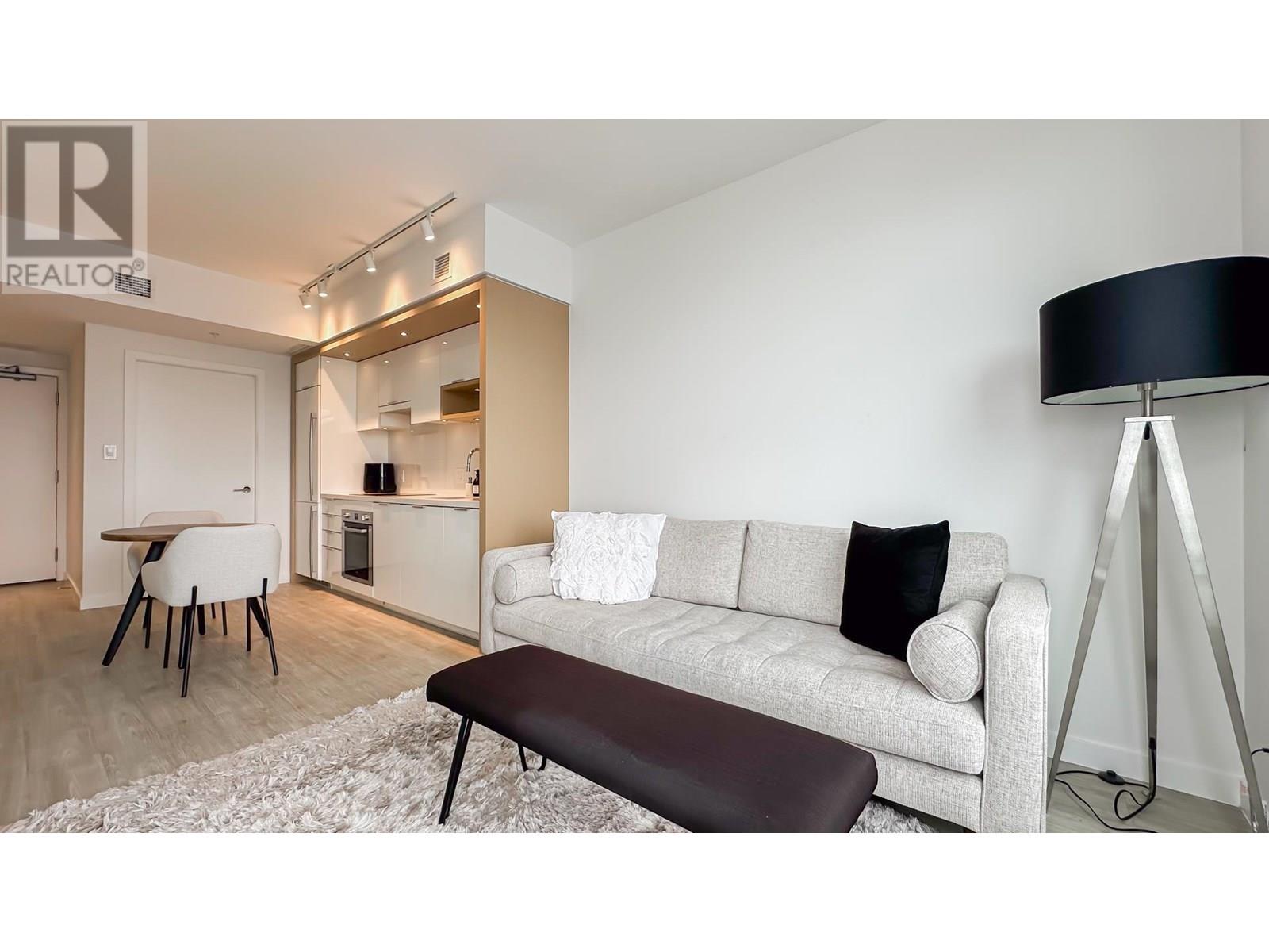 Photo 3 of 1406 1661 Quebec Street, Vancouver BC
