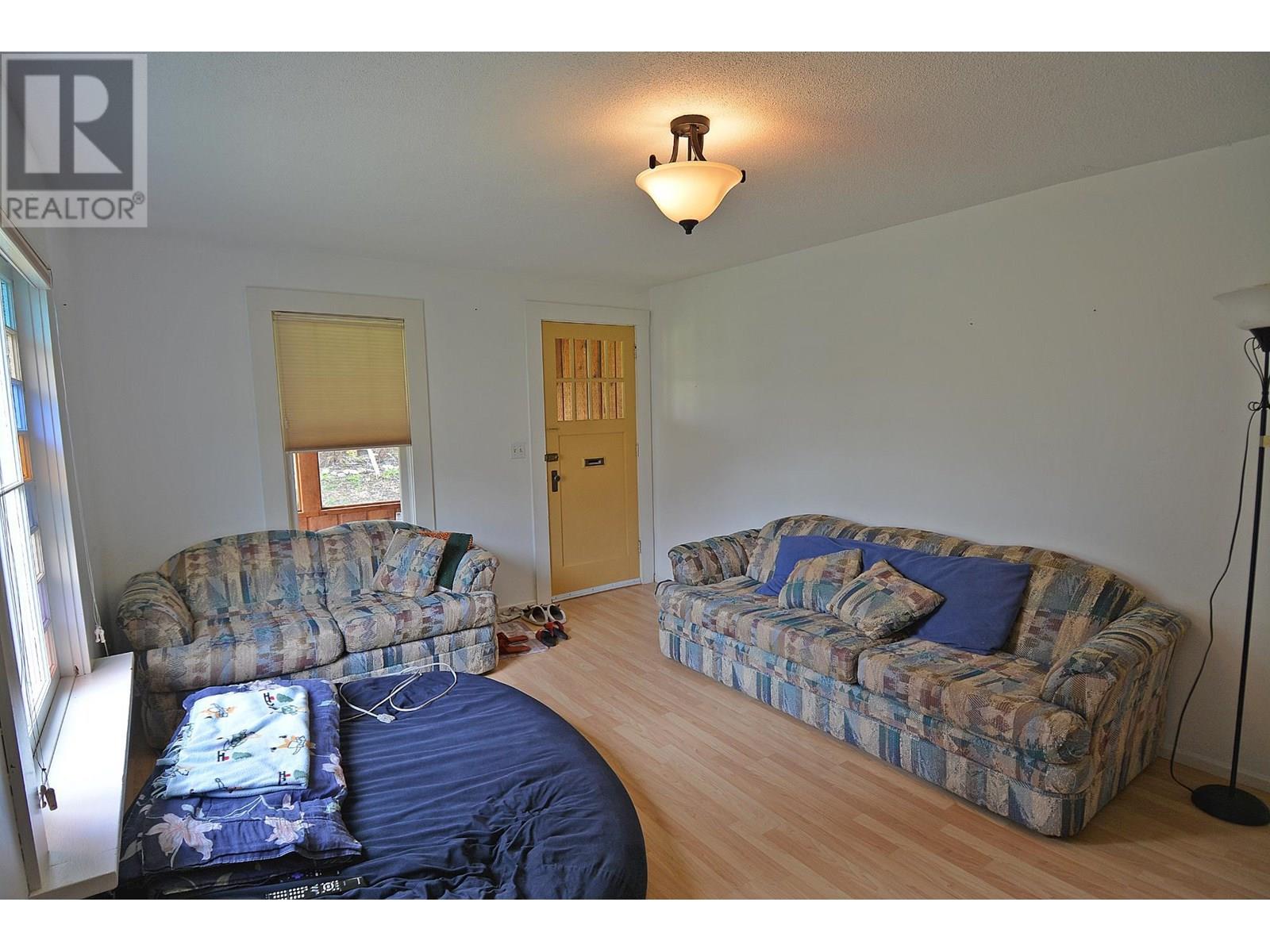 Photo 28 of 413 Sixth Street, Nelson BC