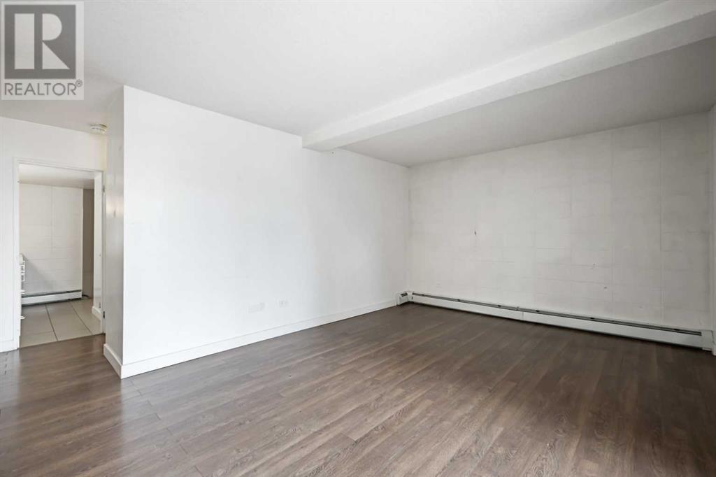 Single Family House for Sale in    Avenue SW Cliff Bungalow Calgary 