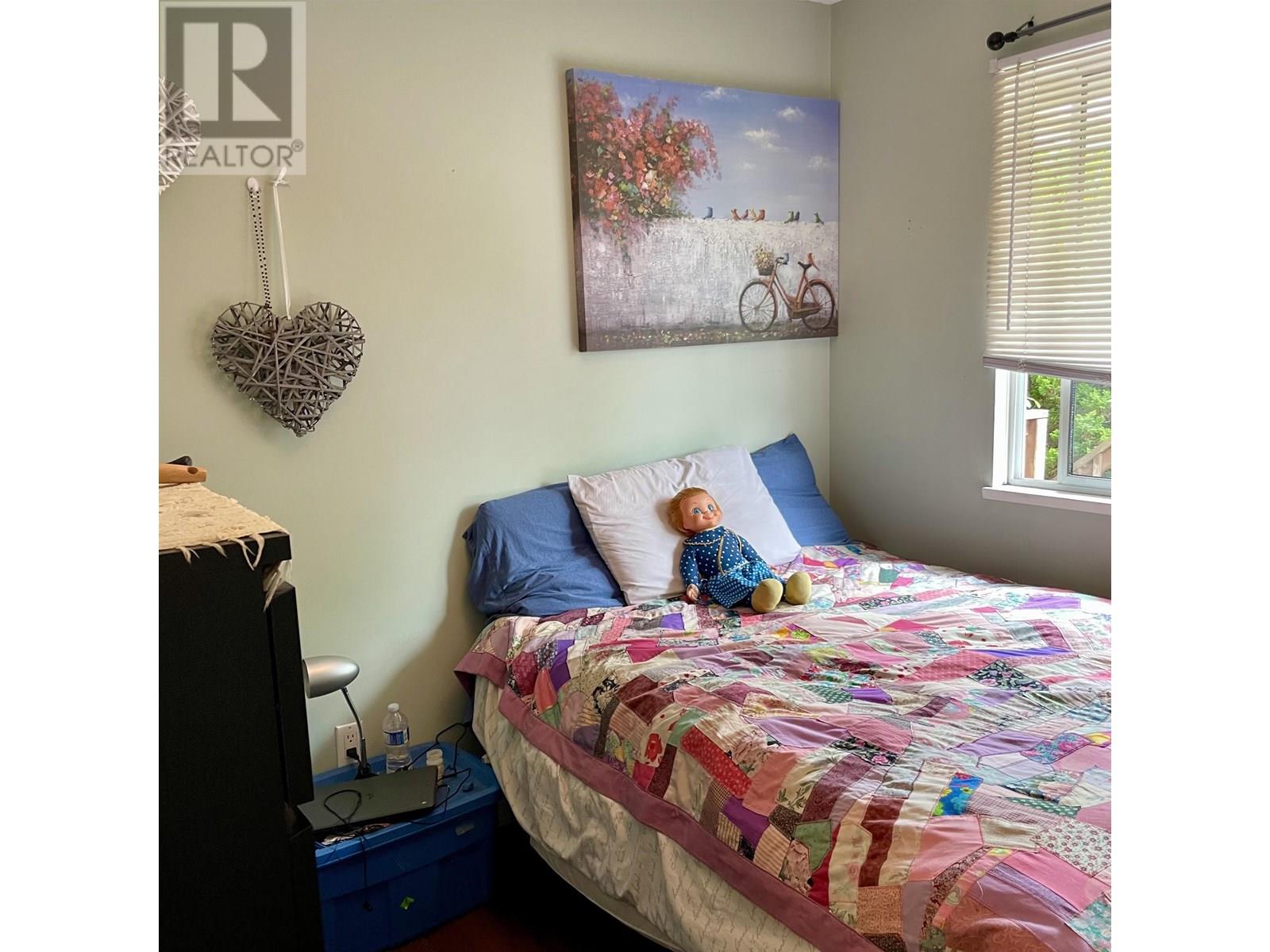 Photo 2 of 21854 Lougheed Highway, Maple Ridge BC
