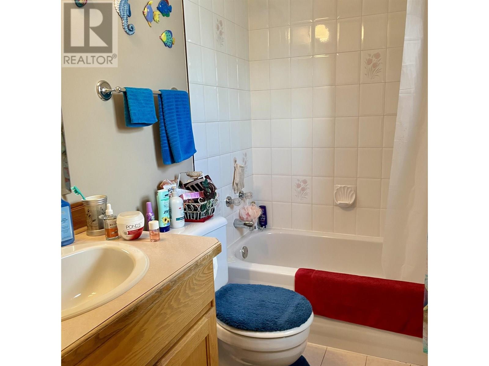 Photo 14 of 21854 Lougheed Highway, Maple Ridge BC