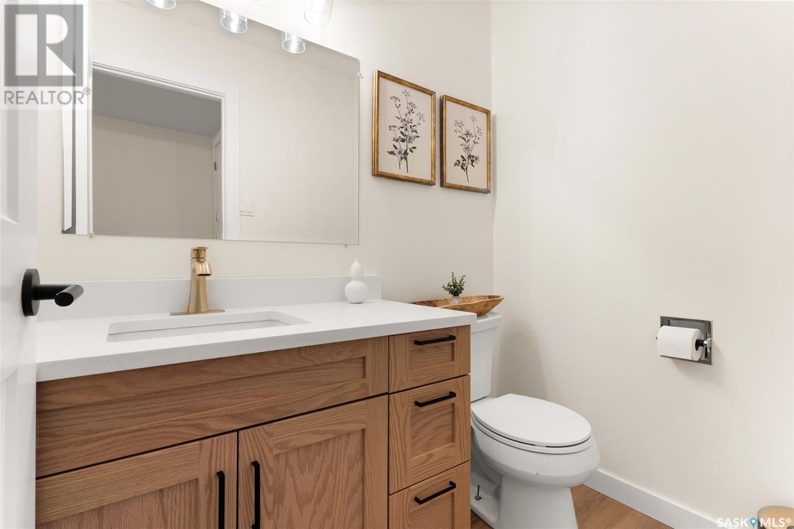 Single Family House Bungalow for Sale in  Tibbits ROAD Regina 