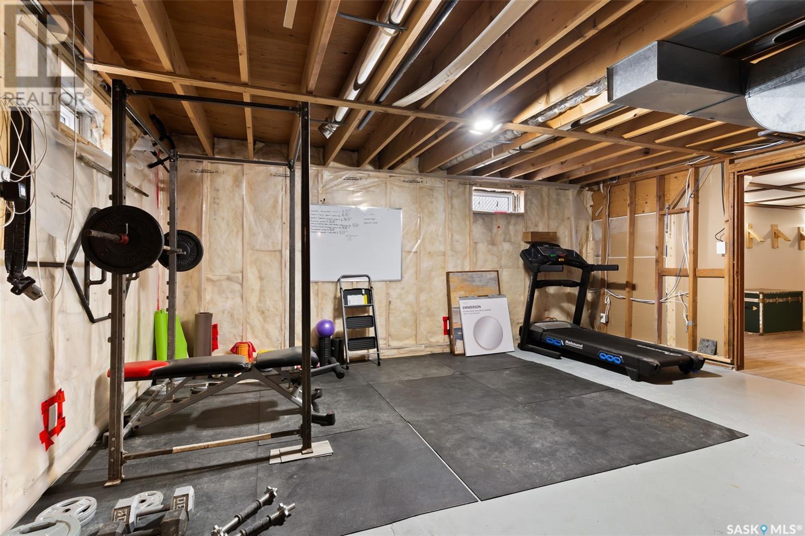 Single Family House Bungalow for Sale in  Tibbits ROAD Regina 
