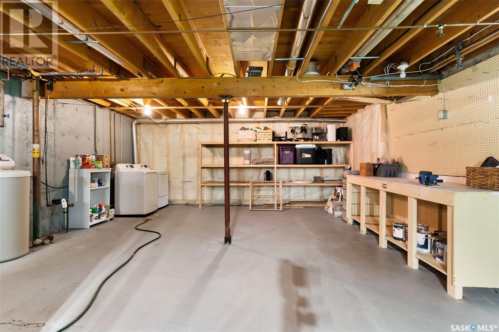 Single Family House Bungalow for Sale in  Tibbits ROAD Regina 