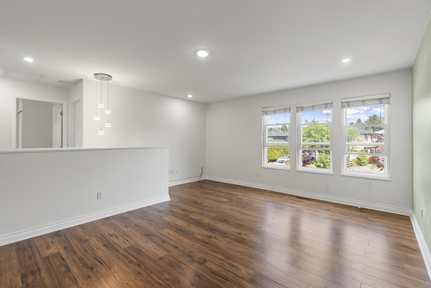 Photo 10 of 2268 Willoughby Way, Langley BC
