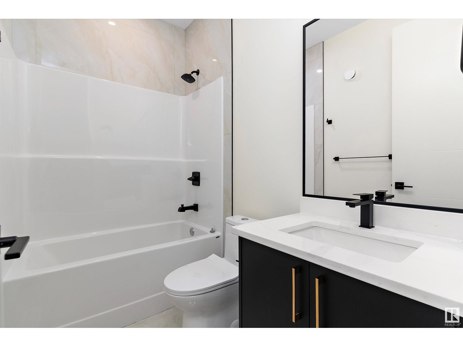 Photo 34 of 10965 129 St Nw, Edmonton AB