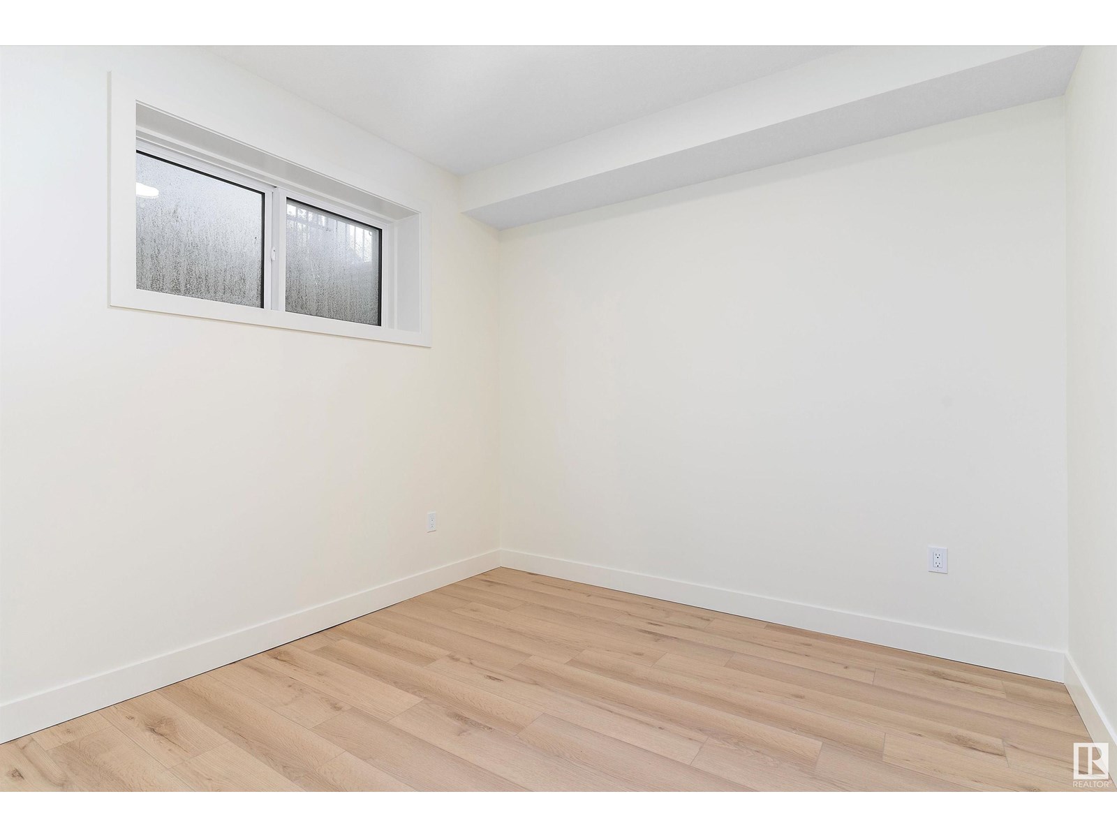 Photo 39 of 10965 129 St Nw, Edmonton AB