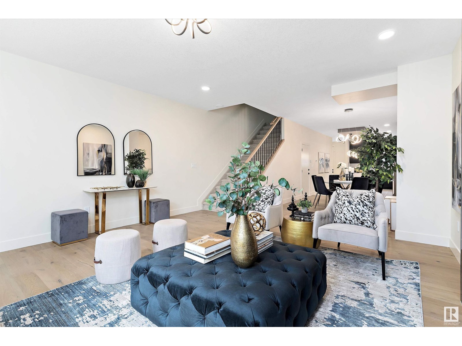 Photo 7 of 10965 129 St Nw, Edmonton AB