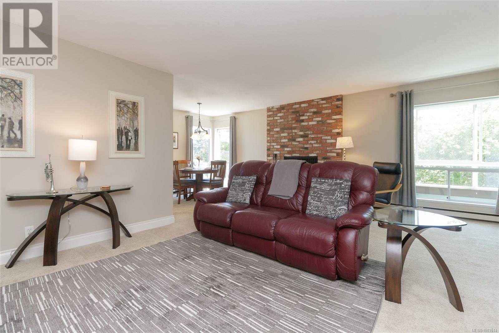 Photo 26 of 203 1725 Cedar Hill Cross Rd E, Saanich BC