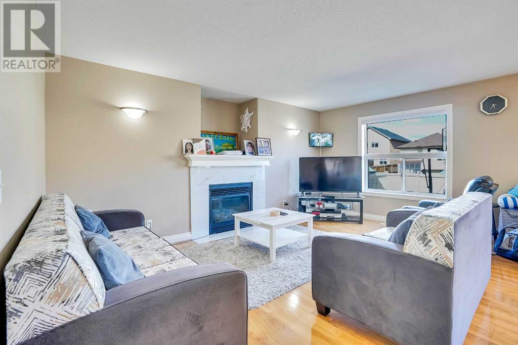 Single Family House for Sale in  Saddletree Close NE Saddle Ridge Calgary 