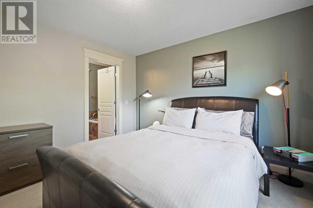 Single Family House for Sale in   Street SW Killarney/Glengarry Calgary 