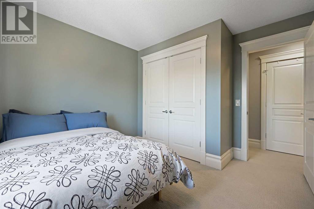 Single Family House for Sale in   Street SW Killarney/Glengarry Calgary 