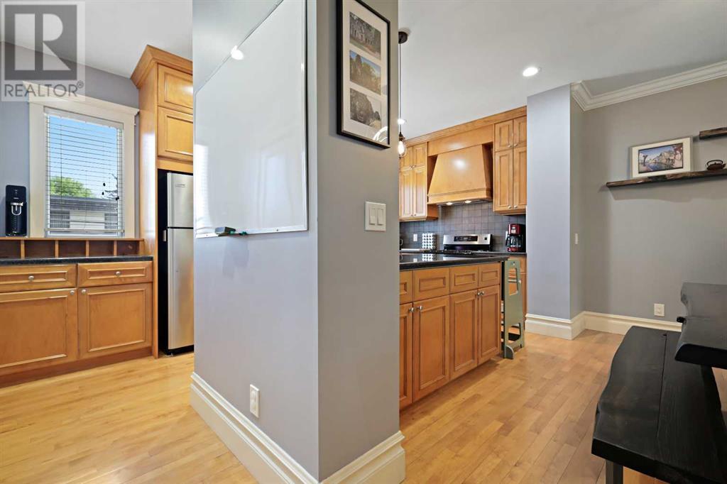 Single Family House for Sale in   Street SW Killarney/Glengarry Calgary 