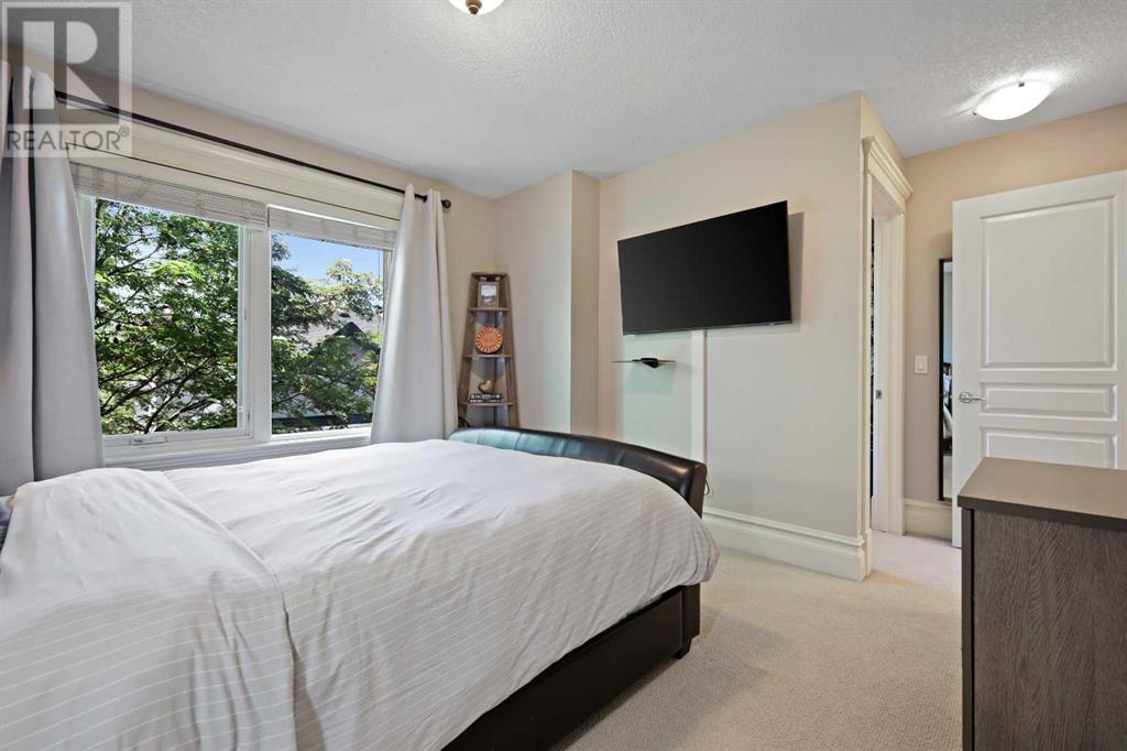 Single Family House for Sale in   Street SW Killarney/Glengarry Calgary 