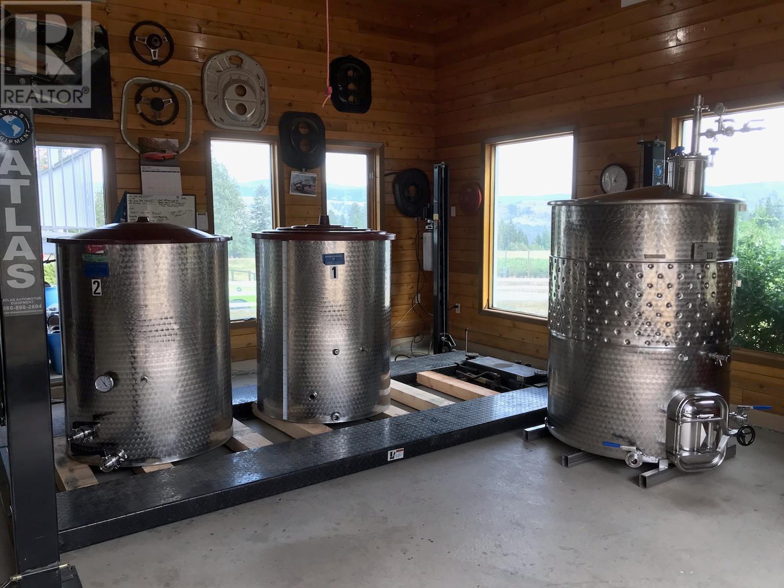 615 Cedar Creek Road, Princeton