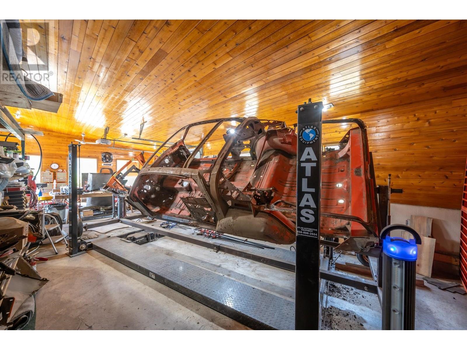 615 Cedar Creek Road, Princeton