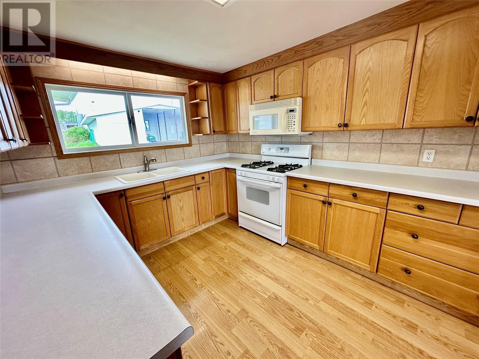 Photo 10 of 5420 224 Road, Dawson Creek BC