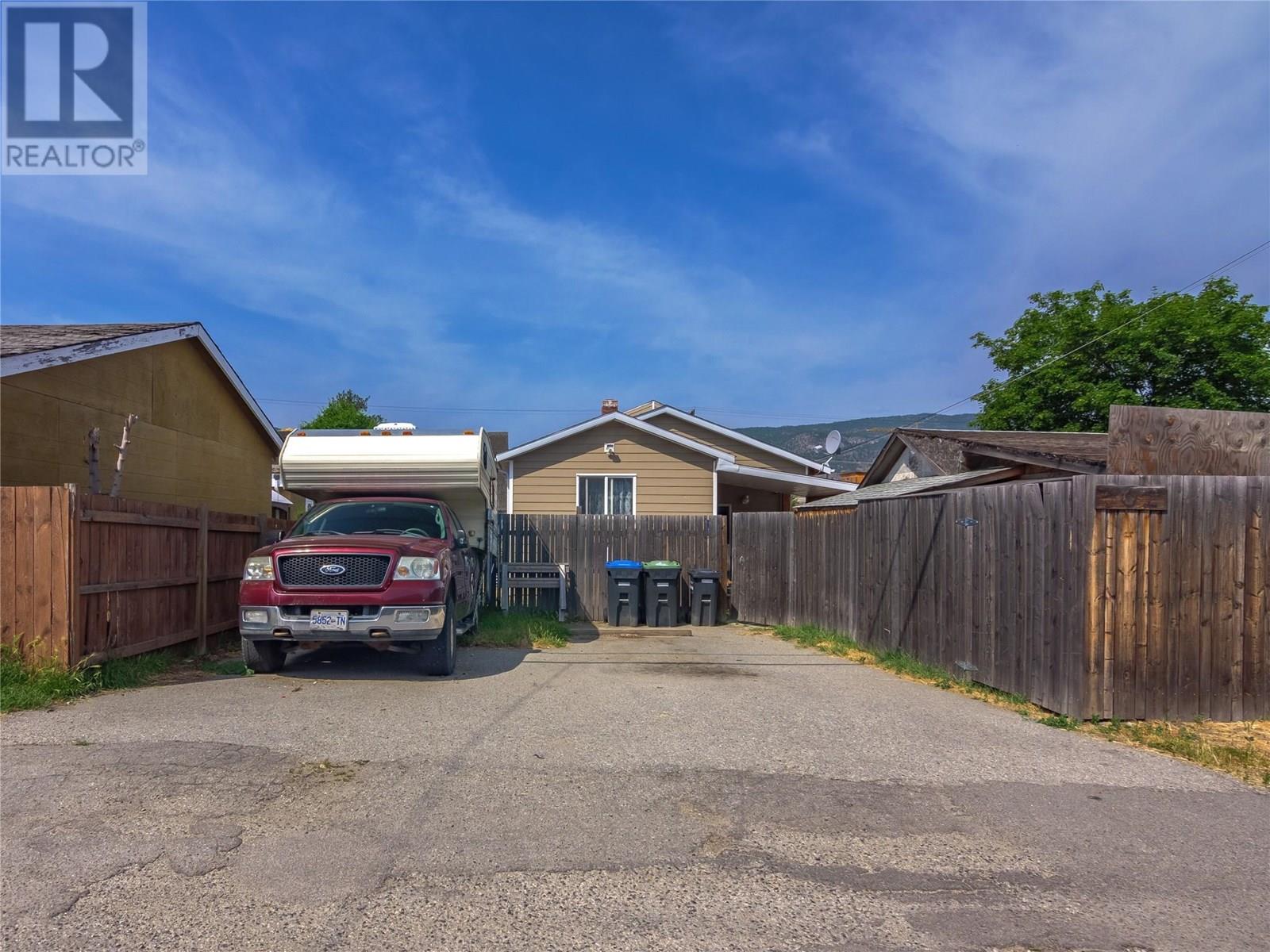  662 Ellis Street, Penticton