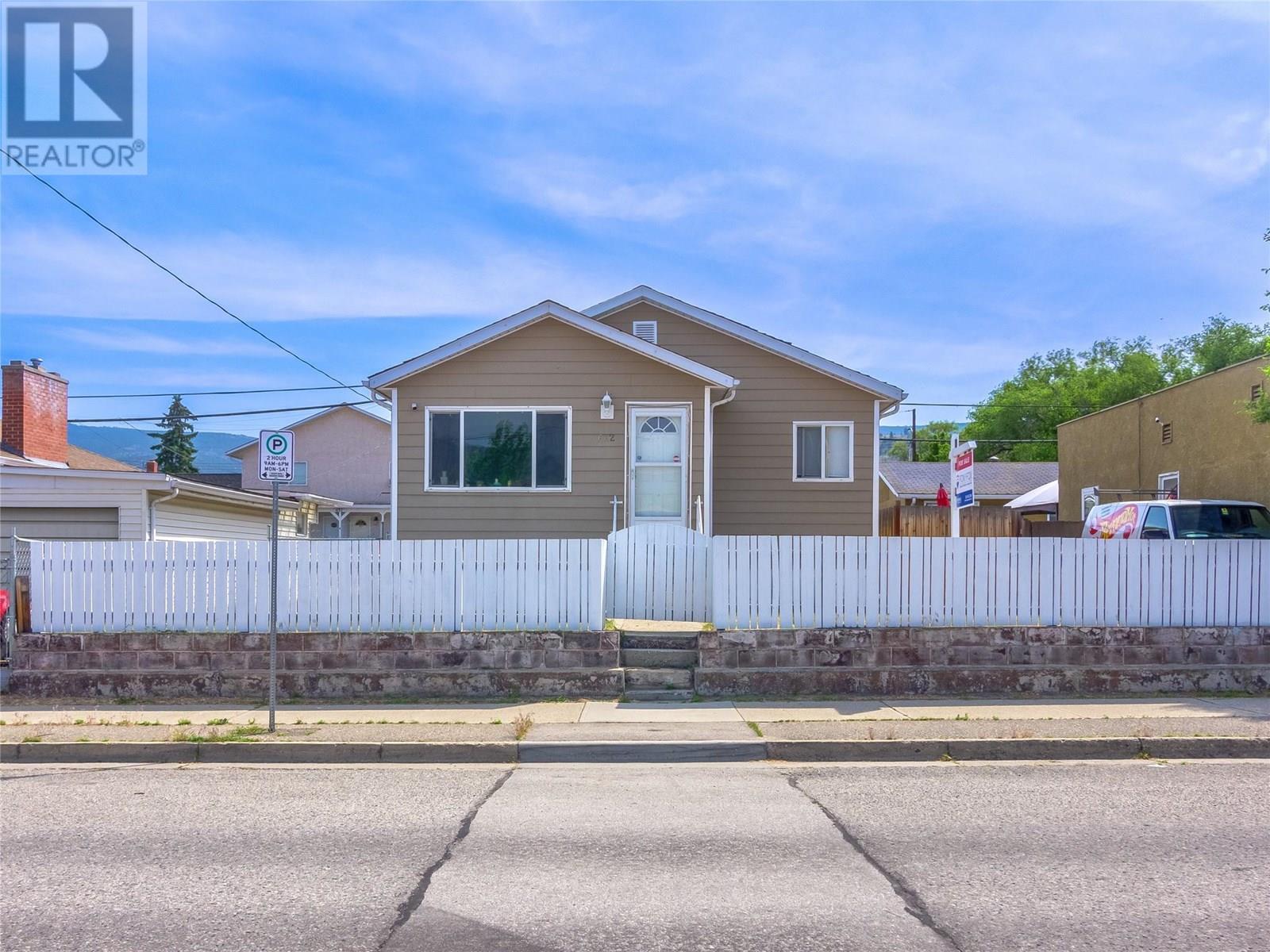  662 Ellis Street, Penticton