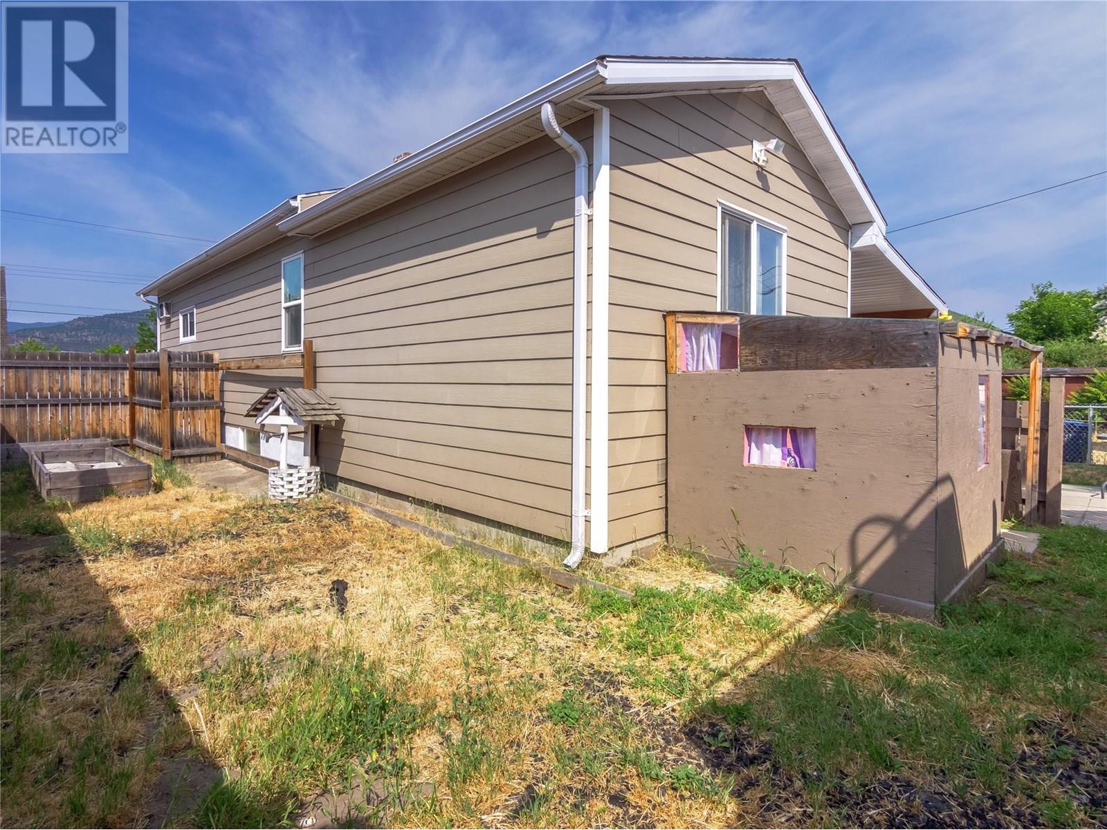  662 Ellis Street, Penticton