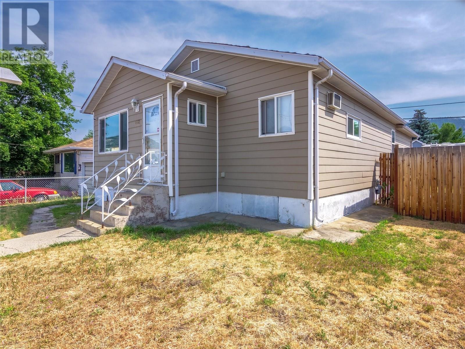  662 Ellis Street, Penticton