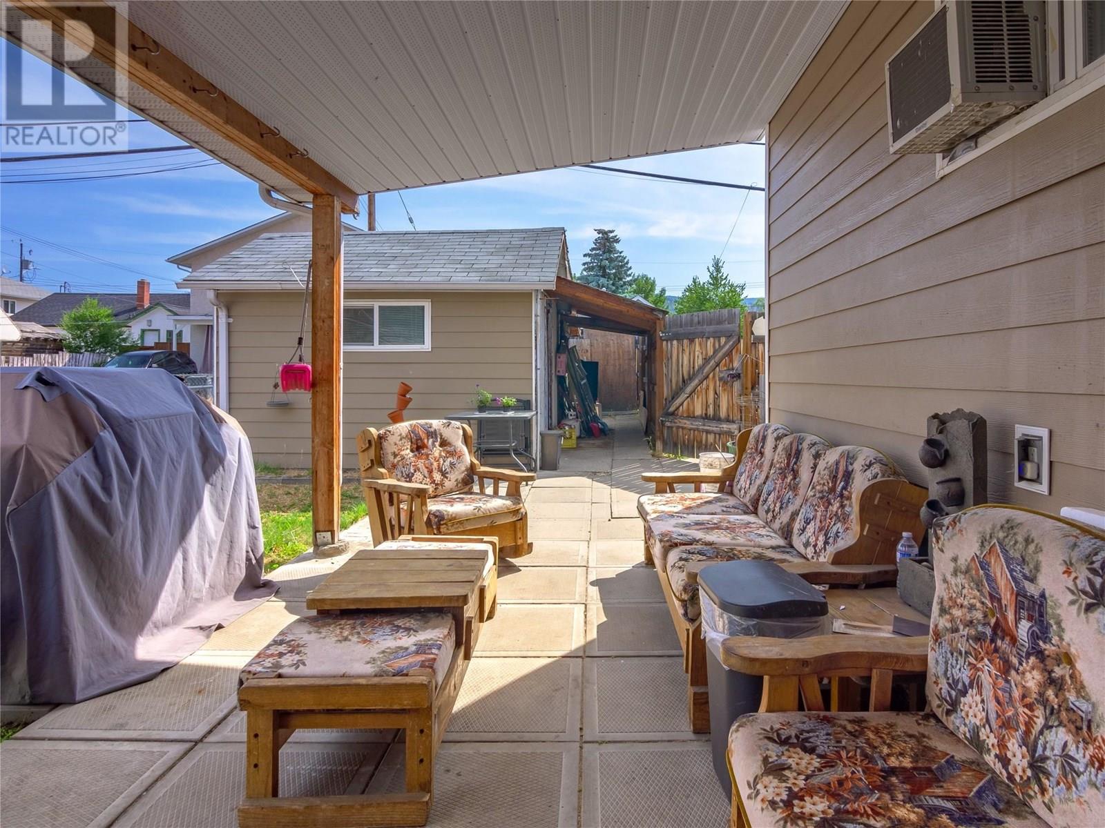  662 Ellis Street, Penticton