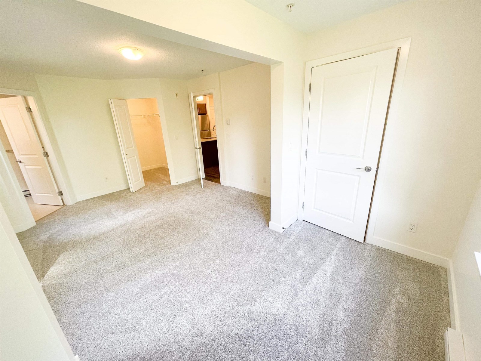 Photo 12 of 207 8915 202 Street, Langley BC