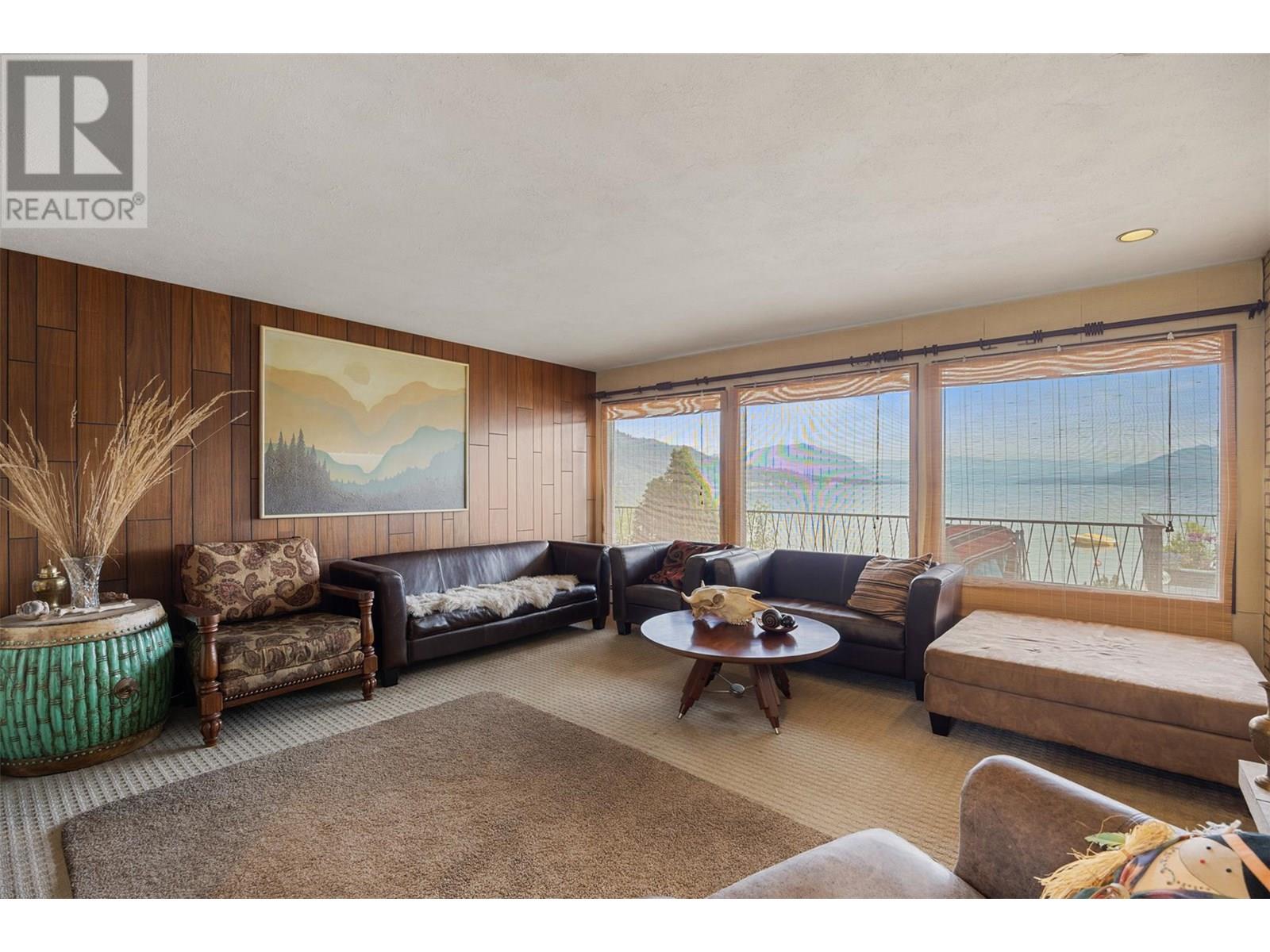 4498 SQUILAX-ANGLEMONT Road Unit# 5, North Shuswap