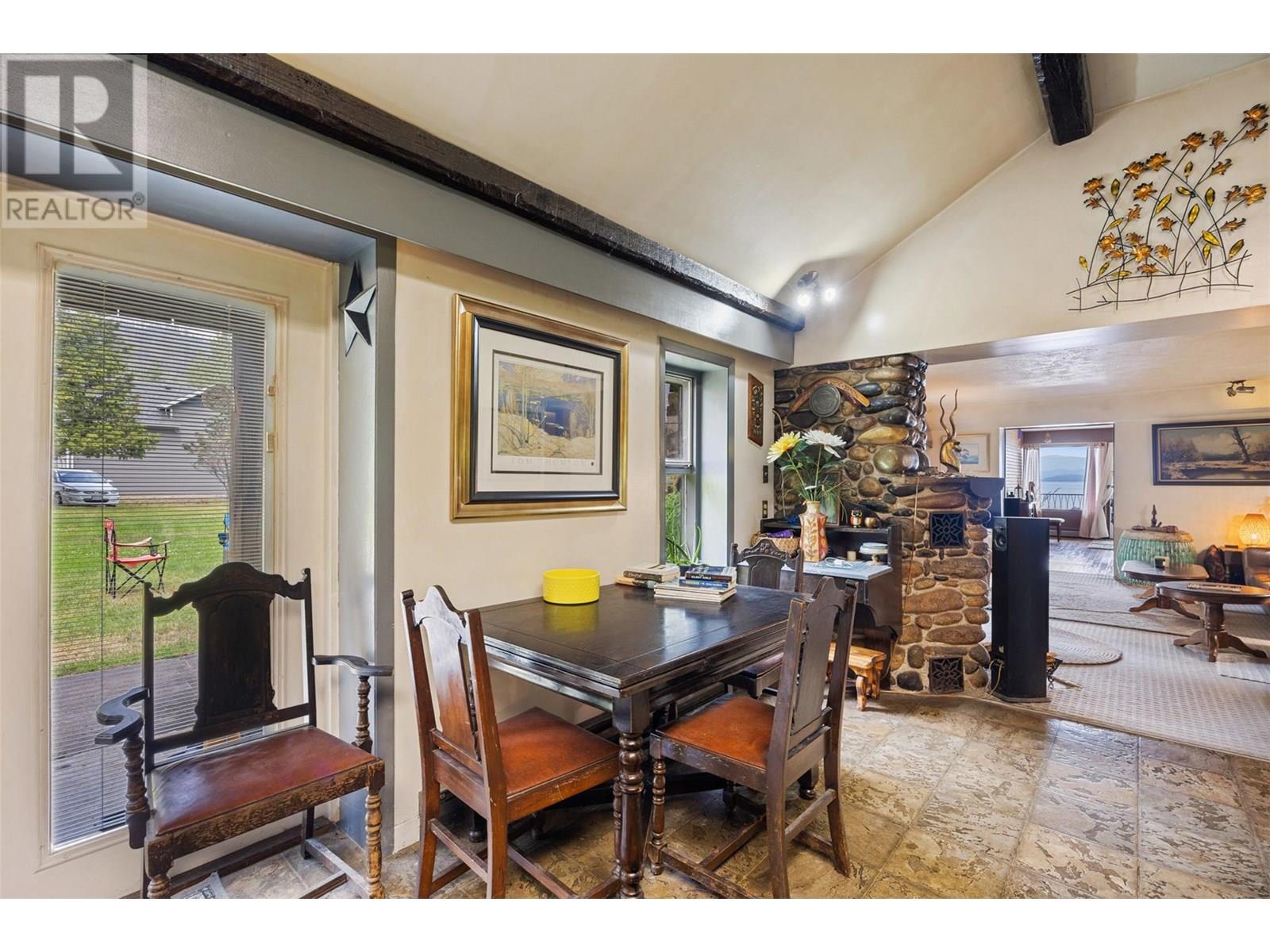 4498 SQUILAX-ANGLEMONT Road Unit# 5, North Shuswap