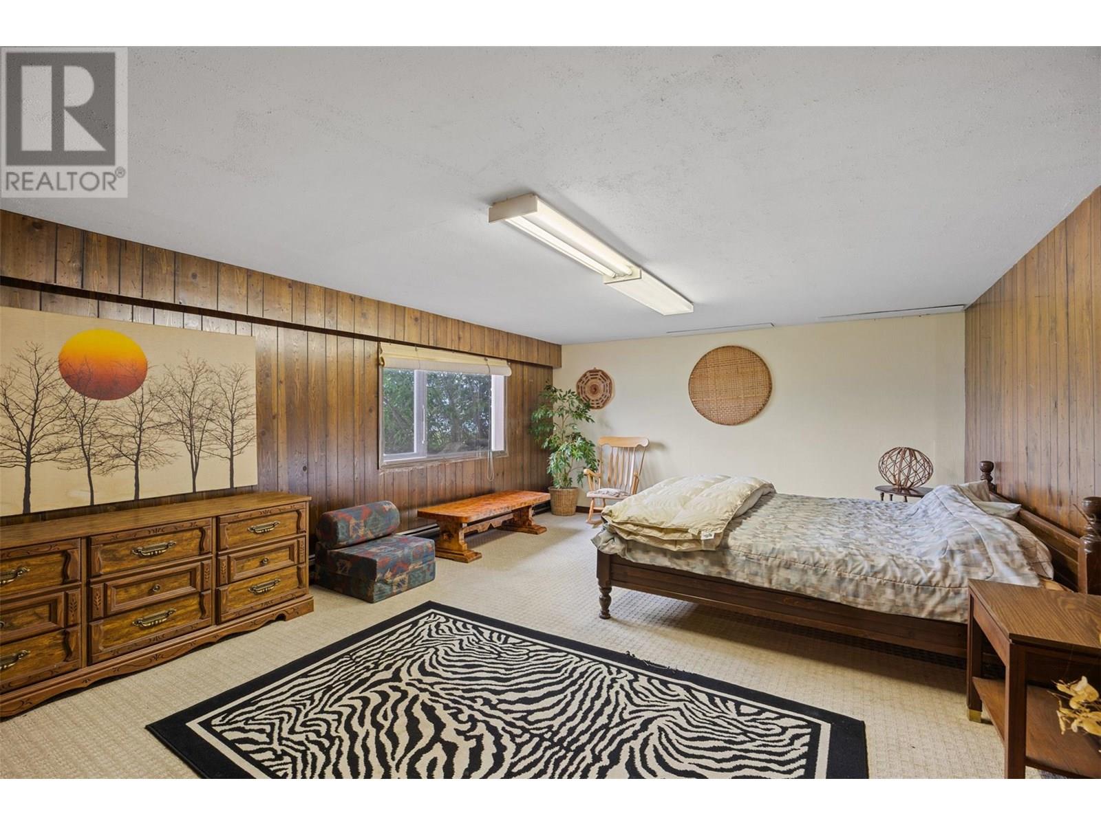 4498 SQUILAX-ANGLEMONT Road Unit# 5, North Shuswap