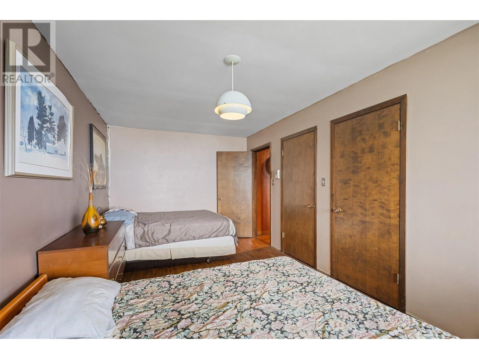 4498 SQUILAX-ANGLEMONT Road Unit# 5, North Shuswap
