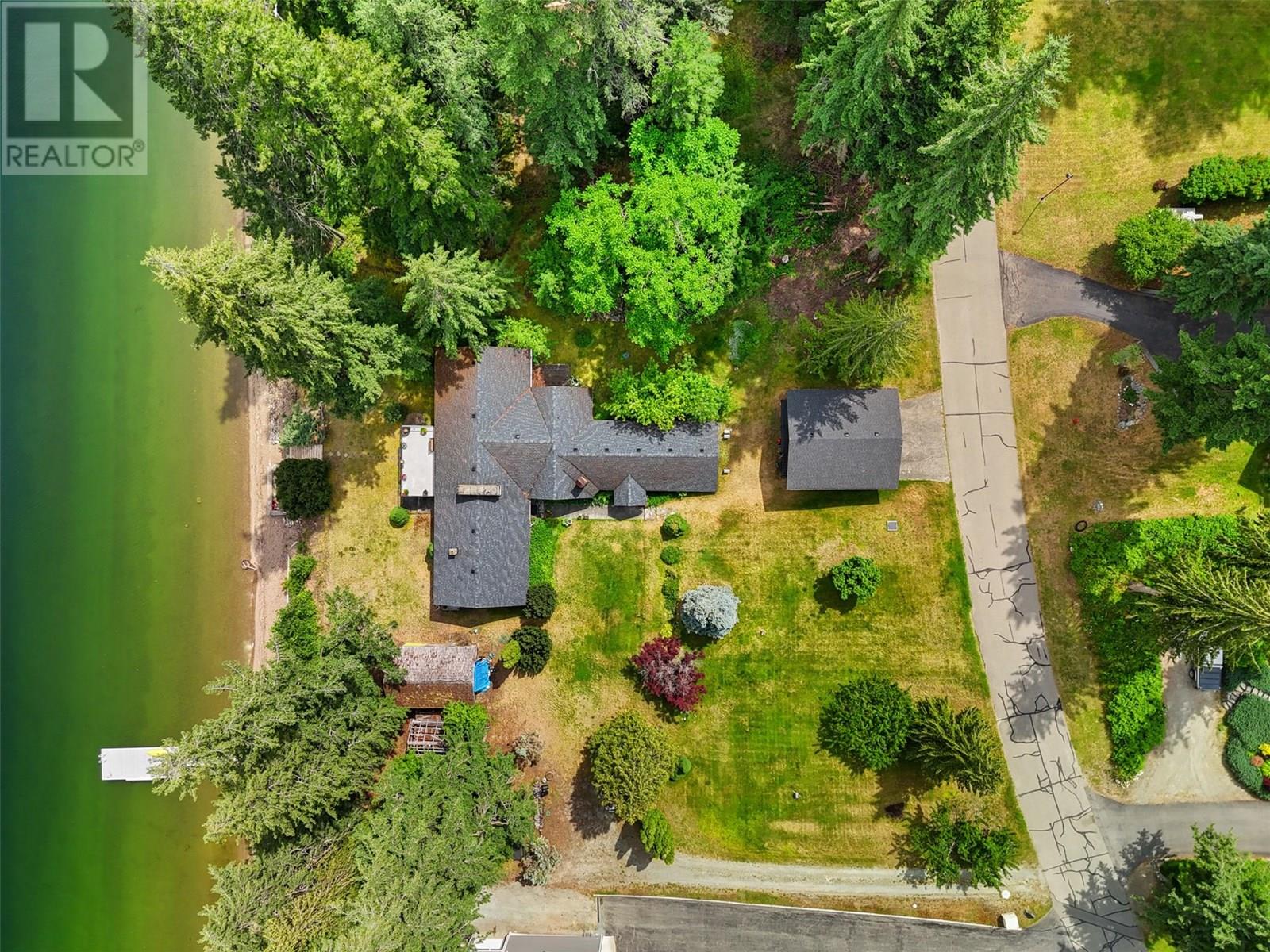 4498 SQUILAX-ANGLEMONT Road Unit# 5, North Shuswap